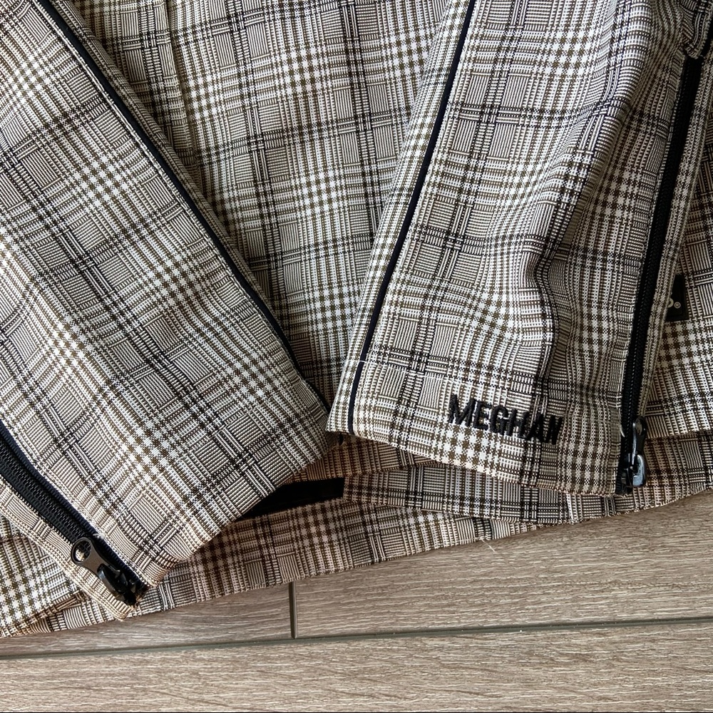Kerrits Rain Shelter Barn Jacket Medium Tan Plaid - Picture 7 of 16